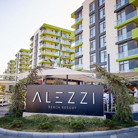 Sea Love Apt Spa N Pools Beach Resort Năvodari Екстериор снимка