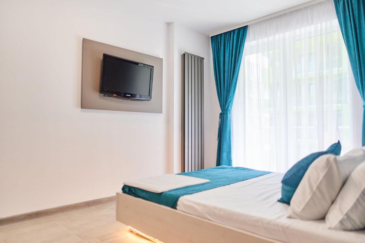 Sea Love Apt Spa N Pools Beach Resort Năvodari Екстериор снимка